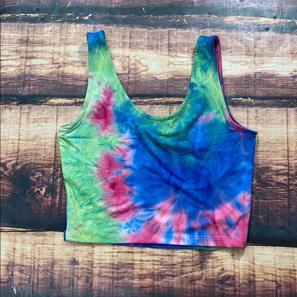 << Tie Dye Crop Top Tank - Tye Dye Shirt >> - Picture 4 of 5